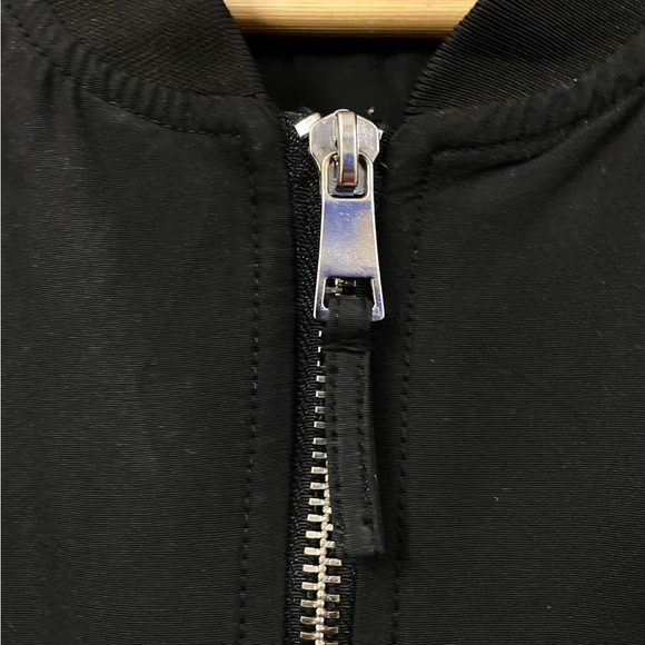 H&M AUTHENTIC BLACK PADED BOMBER JACKET FOR MEN’S & WOMEN’S - Picture 6 of 9